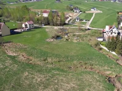 Działka budowlana w Nowym Targu z pozwoleniem na budowę.