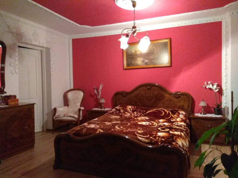 Dom o powierzchni całkowitej 186 m2 z 1993r. na sprzedaż, 500 m od tężni/basenu termalno - solankowego w Ciechocinku