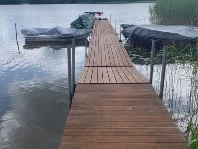 Gotowa działka na Mazurach 100m od jeziora z własnym pomostem i mediami