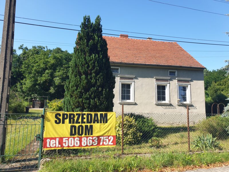 Przestronny dom 188 m² z działką 1749 m² i zabudowaniami gospodarczymi | Krosno Odrzańskie
