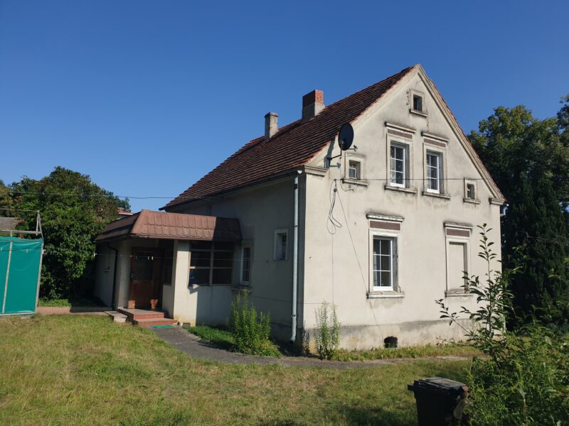 Przestronny dom 188 m² z działką 1749 m² i zabudowaniami gospodarczymi | Krosno Odrzańskie