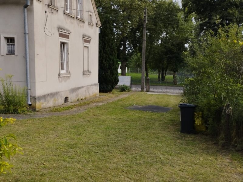 Przestronny dom 188 m² z działką 1749 m² i zabudowaniami gospodarczymi | Krosno Odrzańskie