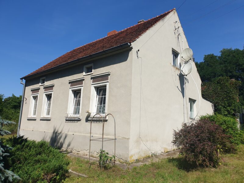 Przestronny dom 188 m² z działką 1749 m² i zabudowaniami gospodarczymi | Krosno Odrzańskie