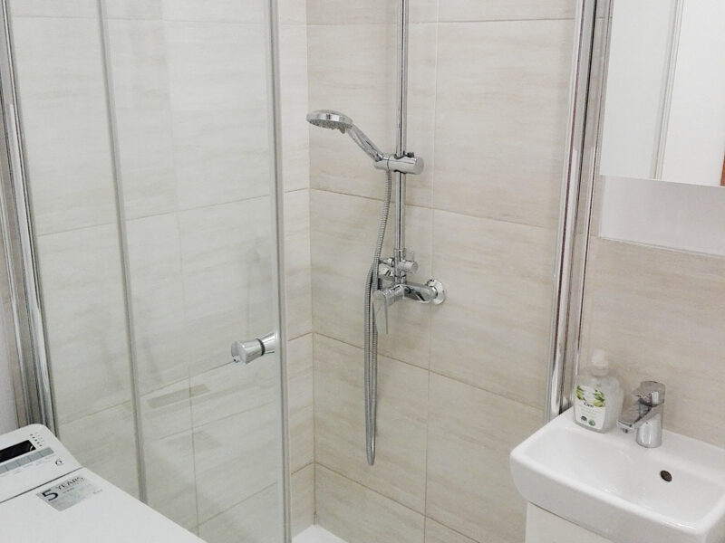 Mieszkanie dwupokojowe z loggią (4 piętro/pokoje rozkładowe/40 m²)