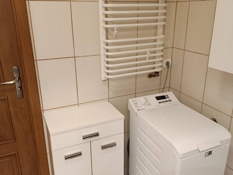 Sprzedam przestronne 3-pokojowe mieszkanie 58,60m2 w Ksawerowie