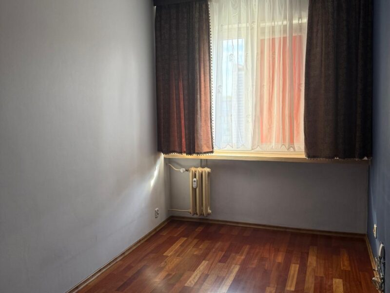 Mieszkanie - 3 pokoje 58 m2