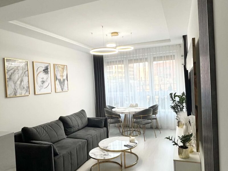 2-pokojowe mieszkanie do wynajęcia (45m2)+ ogródek (30m2)- Budki Szczęśliwickie, Warszawa (Włochy)
